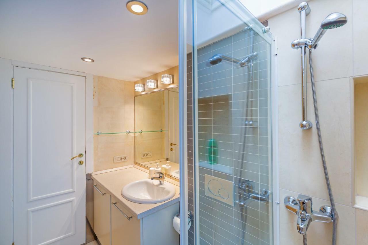 Apartment Bona Palace ดูบรอฟนิก ภายนอก รูปภาพ